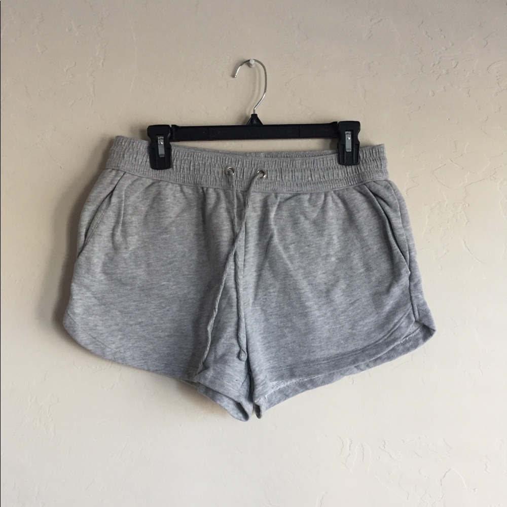 H&M basics collection shorts